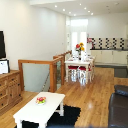 Spacious, Ground Floor, 2 Bedroom Apartment, Uplands, سوانسي المظهر الخارجي الصورة